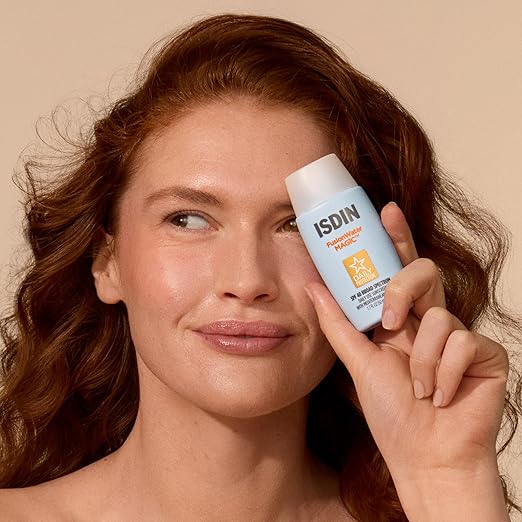 Fusion Water MAGIC, Ultralight Broad Spectrum SPF 40 Sunscreen with Hyaluronic Acid and Vitamin E, 50ml - Image 4
