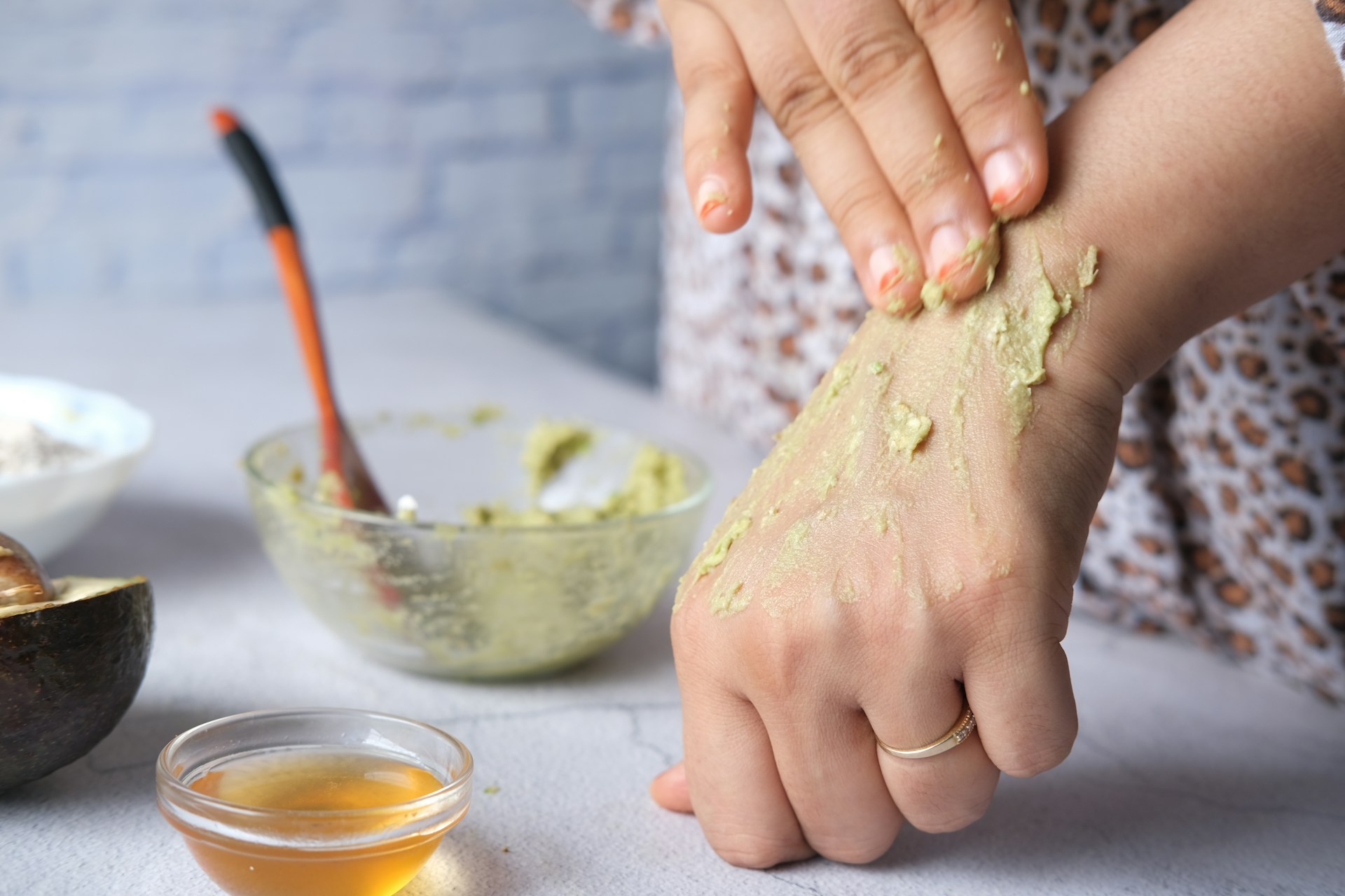 The Importance of Daily Sun Protection in Anti-Aging Skincare